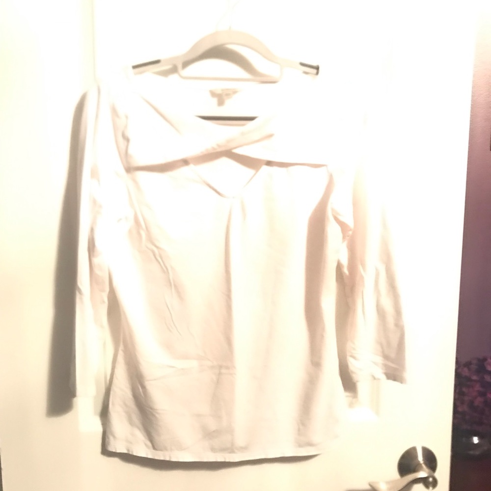 Guess white knit top with 3/4 sleeves